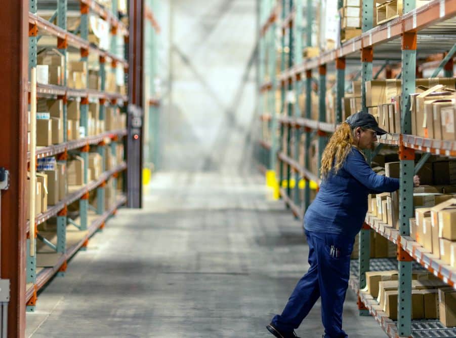 Optimizing Your Supply Chain with Vendor Managed Inventory and EOQ Strategies