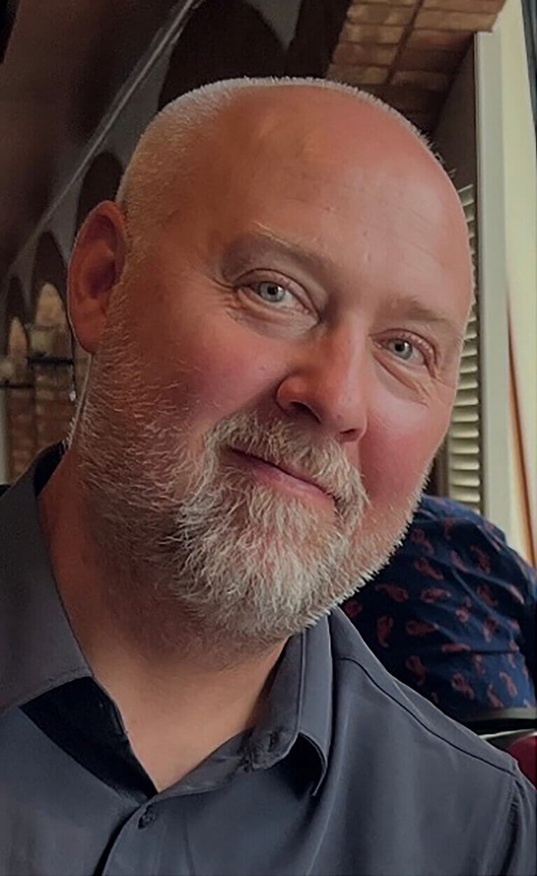 8 4 26 Meet the Team Dave Gennaro, Technical Manager, Spirits & Print Embellishments at Inovar Packaging Group.docx