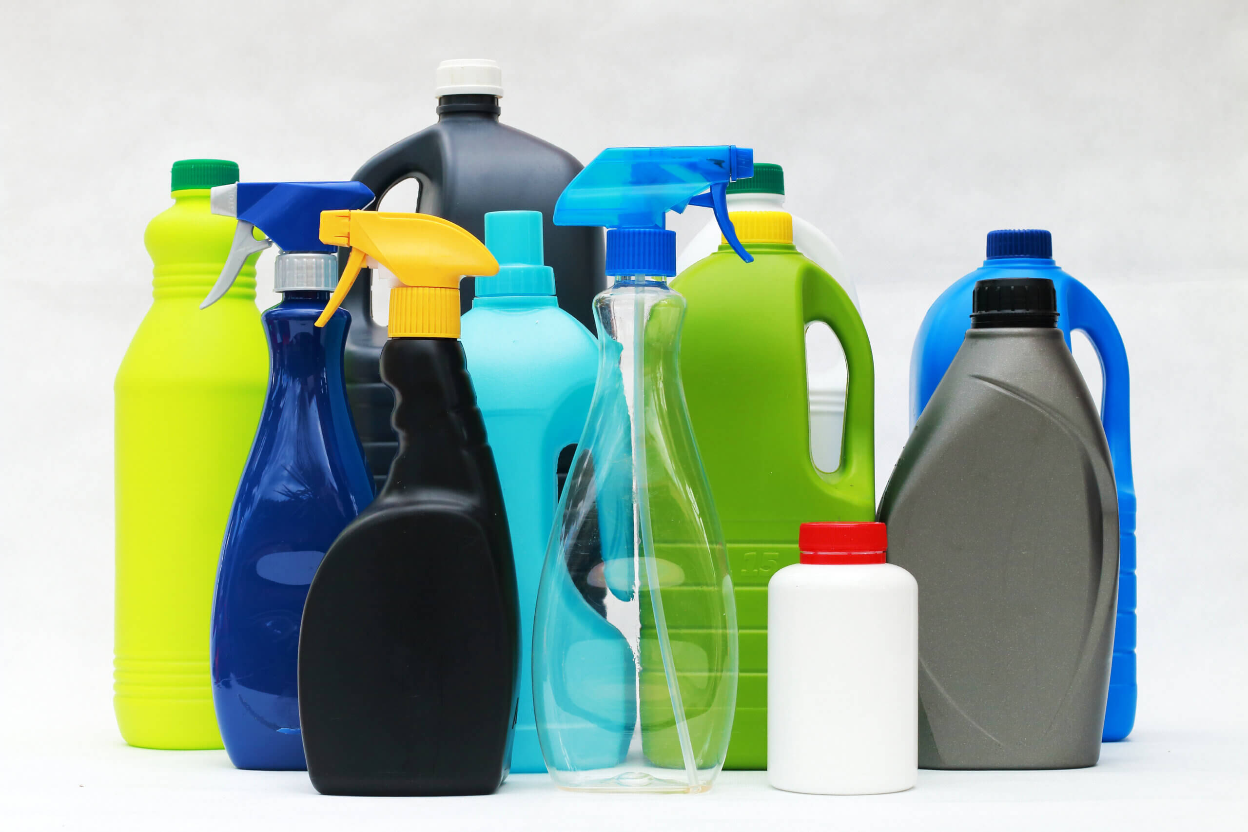Labeling Challenges for Bottles With Curved or Textured Surfaces